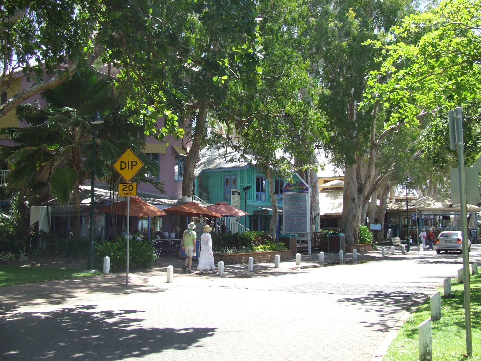 Beachview Apartments At Villa Paradiso Palm Cove Esterno foto